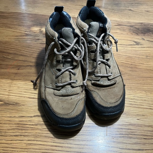 Ariat Leather Farm/Chore Hiking Work Boots Size 7B - Picture 10 of 11